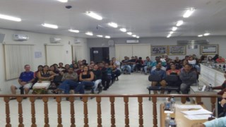 10ª Reunião Ordinária, aconteceu a 2ª ETAPA DE LEITURA DO RELATÓRIO FINAL DA CPI e presença de pais reivindicando por providências dos órgãos públicos com relação a segurança escolar do município. 10ª Reunião Ordinária, aconteceu a 2ª ETAPA DE LEITURA DO RELATÓRIO FINAL DA CPI e presença de pais reivindicando por providências dos órgãos públicos com relação a segurança escolar do município.