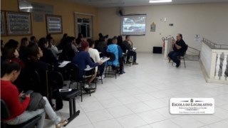 Escola do Legislativo promove "Curso de Primeiros Socorros- Capacitação em atendimento de Urgência e Emergência" Escola do Legislativo promove "Curso de Primeiros Socorros- Capacitação em atendimento de Urgência e Emergência"