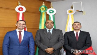 CÂMARA MUNICIPAL REALIZA ELEIÇÃO DA MESA DIRETORA- 2023 CÂMARA MUNICIPAL REALIZA ELEIÇÃO DA MESA DIRETORA- 2023